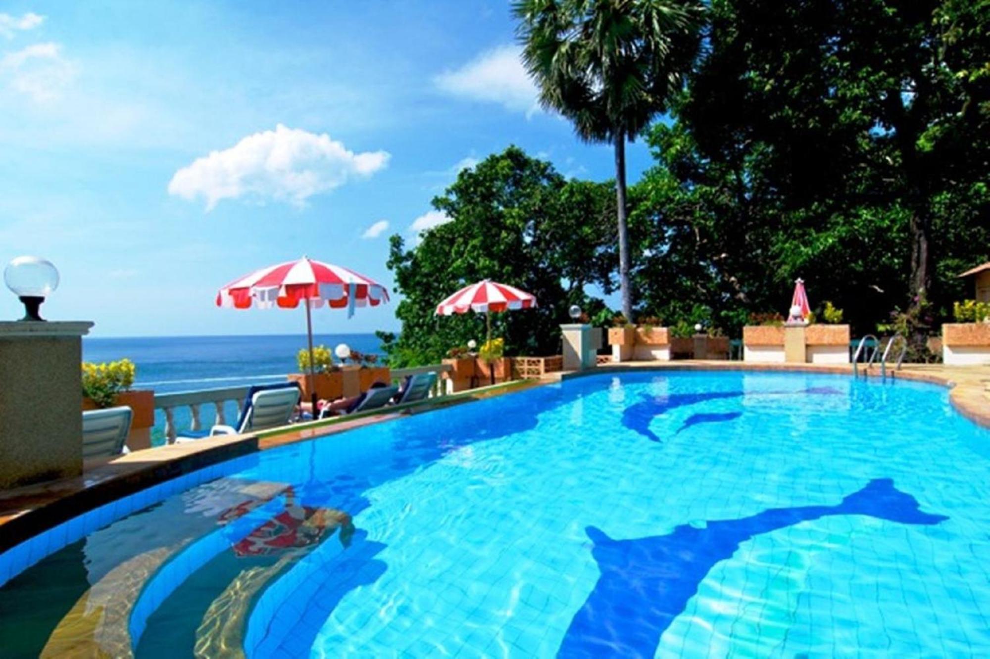 Baan Karon Hill Phuket Resort Bagian luar foto