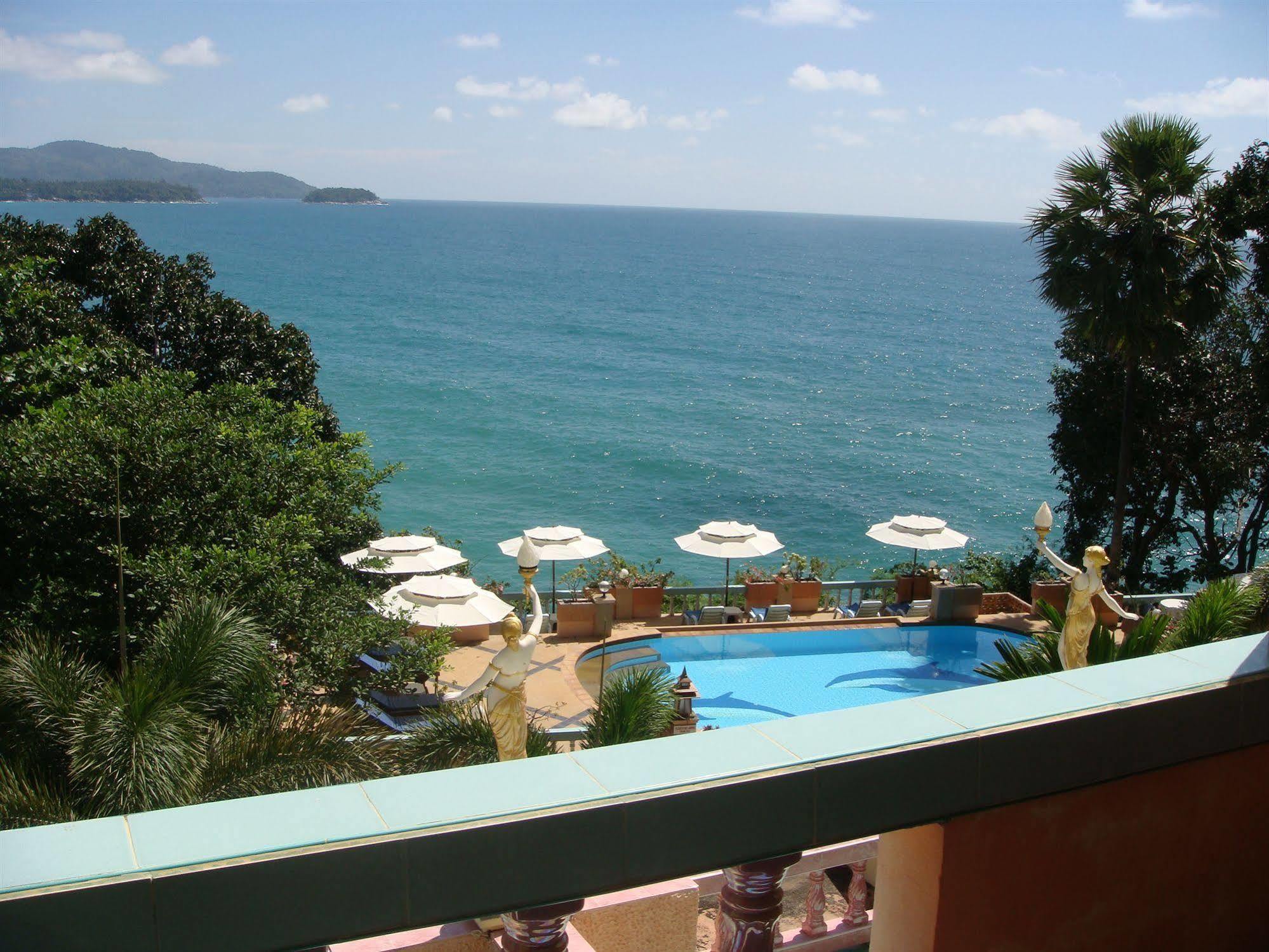 Baan Karon Hill Phuket Resort Bagian luar foto